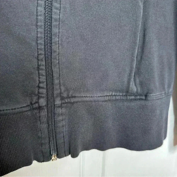Old  Navy Sweatshirt Zippered Black & Green Size Extra Small - Picture 2 of 16